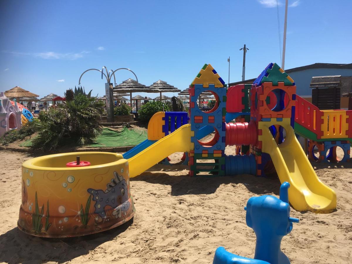 Appartamento Fronte Mare Rimini Kültér fotó