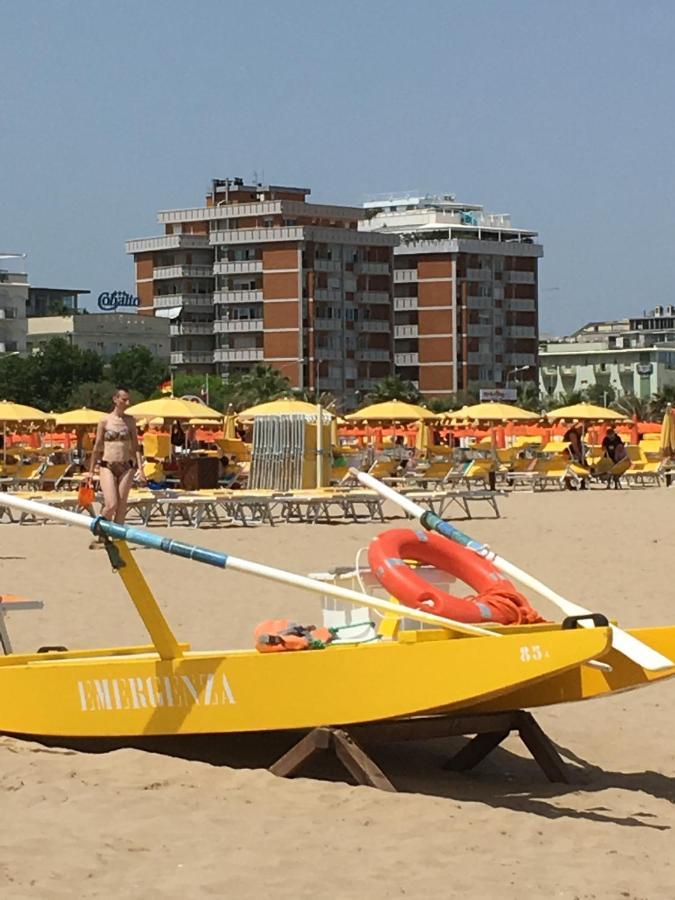 Appartamento Fronte Mare Rimini Kültér fotó