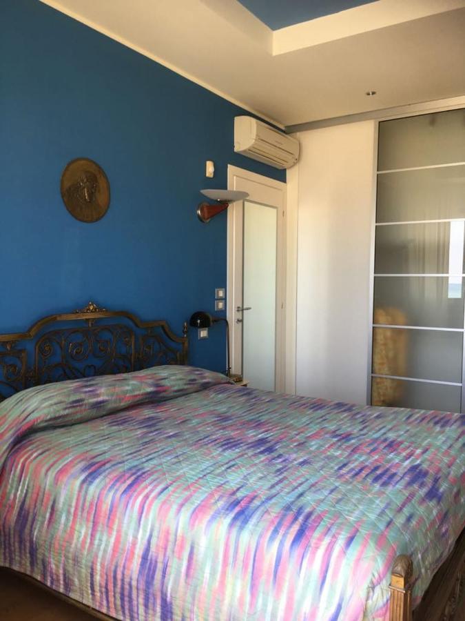 Appartamento Fronte Mare Rimini Kültér fotó