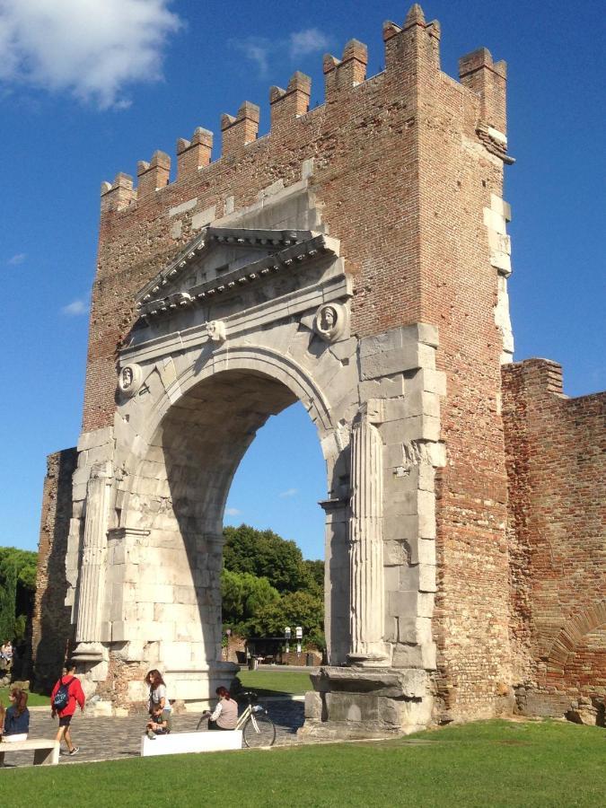 Appartamento Fronte Mare Rimini Kültér fotó