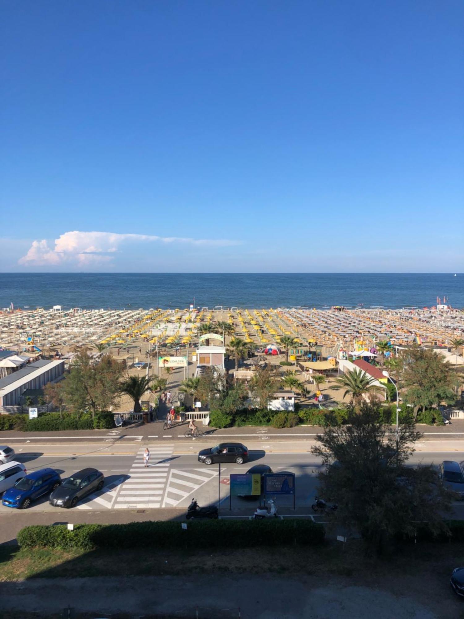 Appartamento Fronte Mare Rimini Kültér fotó